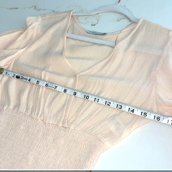 Paper Crane Cream Smocked Ruffle Blouse - Picture 5 of 9